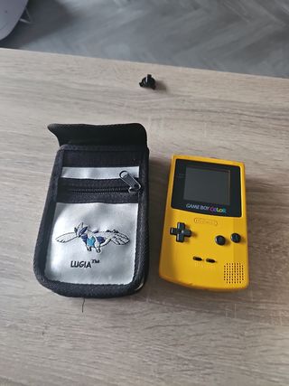 Consola Game Boy Color Amarilla + Juegos