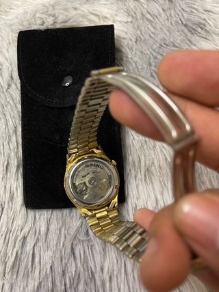 Reloj Seiko Dorado automático 