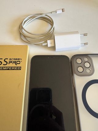 iPhone 12 Pro 512GB + cargadores + fundas
