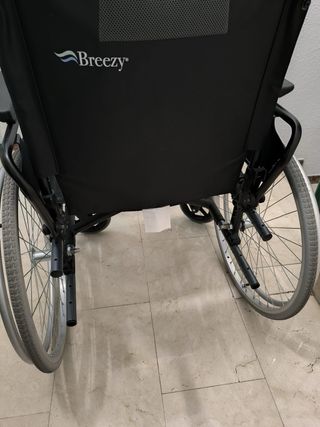 Silla de ruedas en perfecto estado
