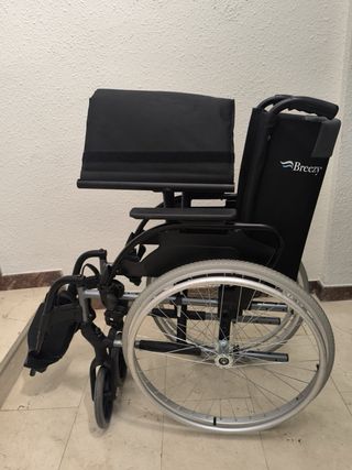 Silla de ruedas en perfecto estado