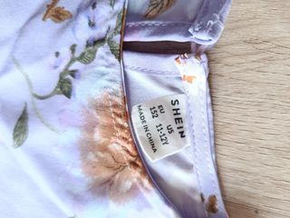 Vestido floral morado 