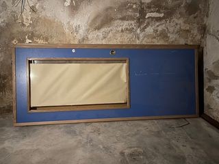 Puerta corredera con ventana