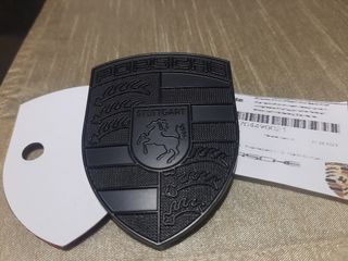 Emblema Porsche Negro Capó