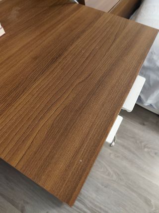 Mesita de noche y cabecero