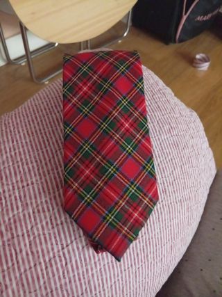 Corbata Ascot Hombre Tartán Rojo y Verde