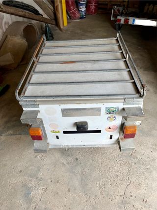 Remolque de carga Comanche con tapa