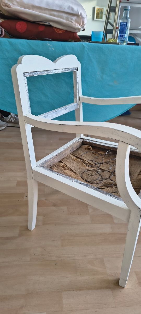 Silla descalzadora madera pintada