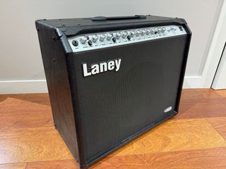 Laney TF300 y pedal TF3 switch