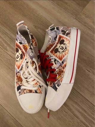 Botines mickey mouse desigual
