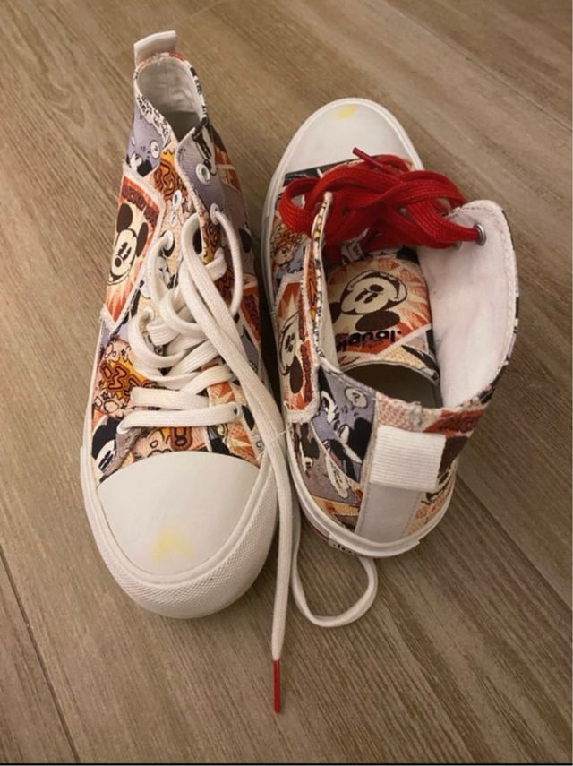 Botines mickey mouse desigual
