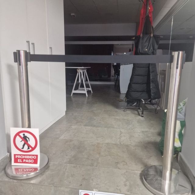 Pack Separadores de oficina/pub/discoteca