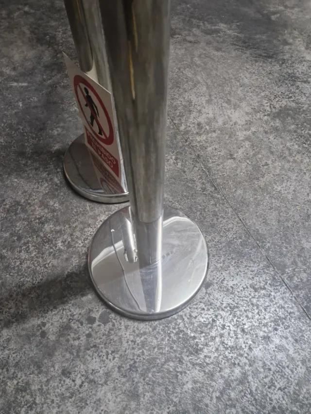 Pack Separadores de oficina/pub/discoteca