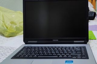 Portátil Toshiba Satellite Windows 8
