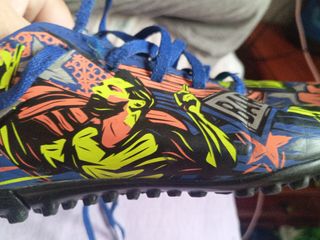 Zapatillas multitacos Messi Talla 37