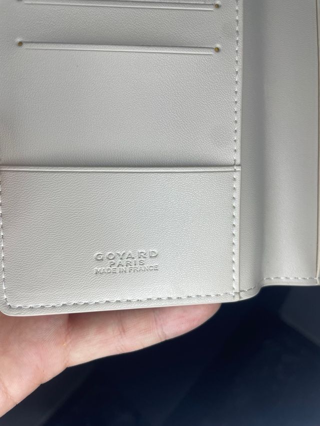 Portafoglio Goyard beige e bianco