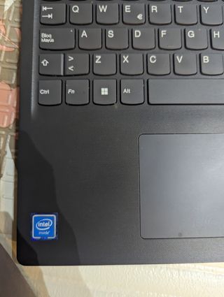 Lenovo V15 Intel Celeron 8GB RAM 256GB SSD