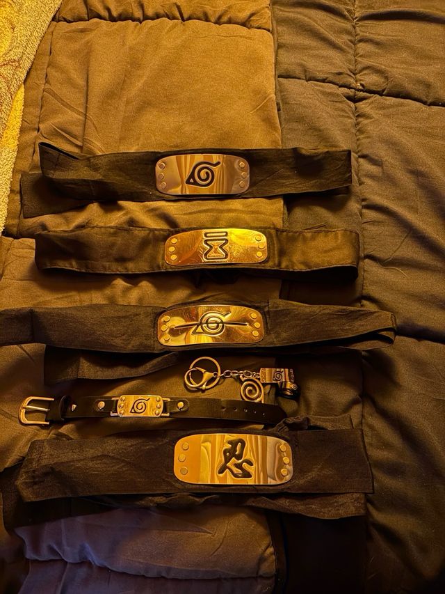 Pack Naruto: Bandas, Kunai y Figura