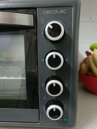 Horno como nuevo 2200W 80€ precio negociable