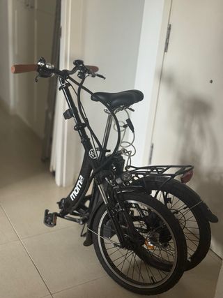 Bicicleta Eléctrica Plegable Moma
