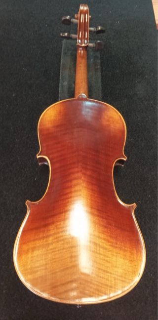 Violín modelo Stradivarius 4/4
