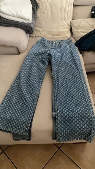 Pantalones vaqueros azules de mujer 