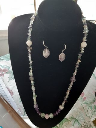 Collar y pendientes de fluorita y amatista