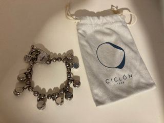 Pulsera Ciclón Plata con Bolsita Original
