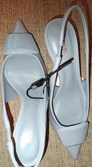 Zapato destalonado tacón adorno 39