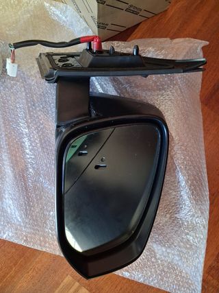 Espejo retrovisor exterior derecho Toyota Rav4.