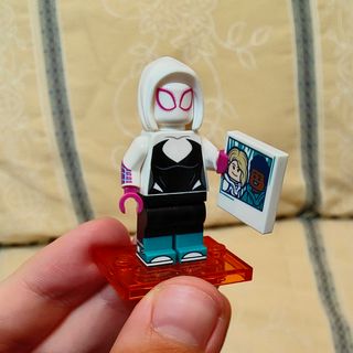 Minifigura Lego Spider-Gwen 2025