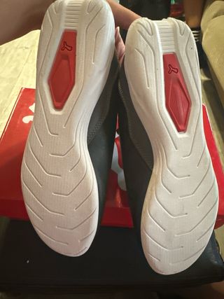 Tenis Puma Ferrari Negro/Rojo