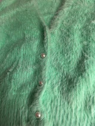 Jersey verde peludo