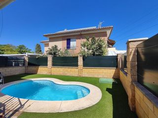 Casa pareada en alquiler en Centro en Alhaurín de la Torre