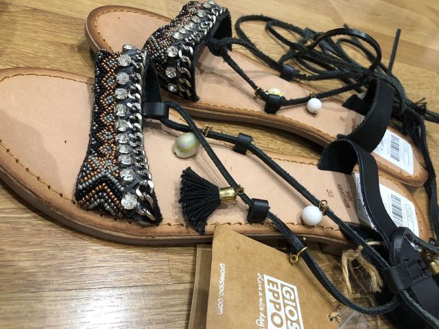 Sandalias muy cómodas y bonitas 