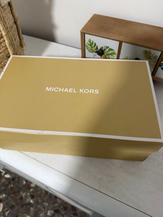 Zapatillas Michael Kors Doradas
