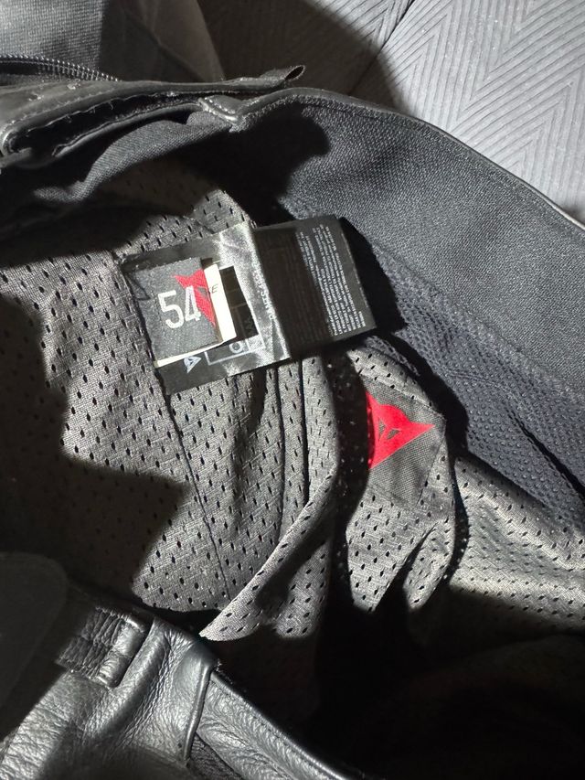 Pantalones de cuero Dainese mono talla 54
