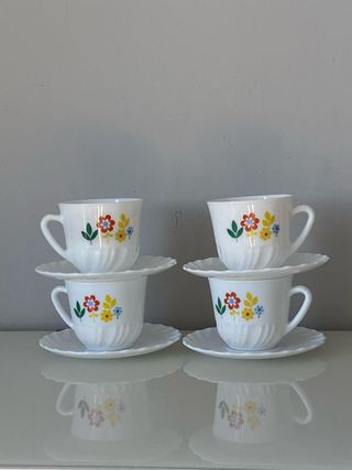 Tazas Arcopal con flores (4 unidades)
