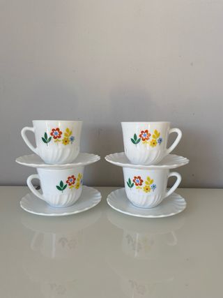 Tazas Arcopal con flores (4 unidades)