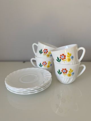 Tazas Arcopal con flores (4 unidades)