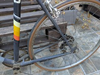 Bicicleta antigua de carretera niños