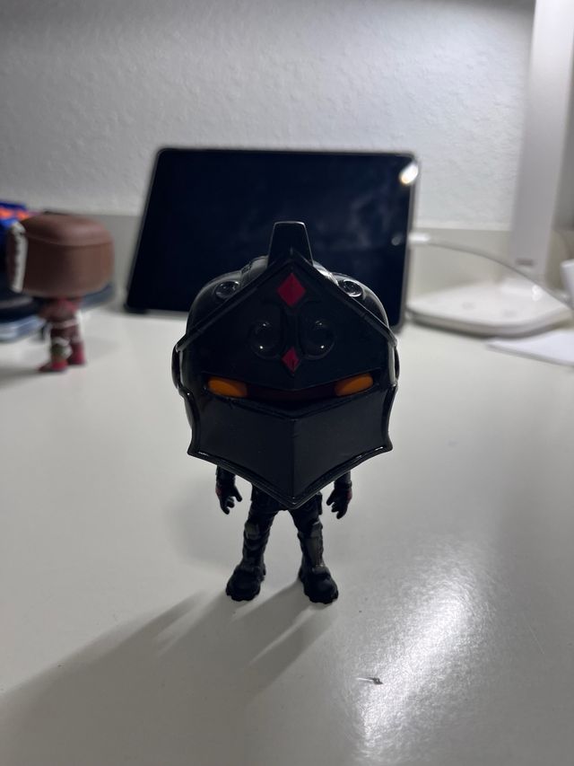 Funko Pop Caballero Oscuro Fortnite
