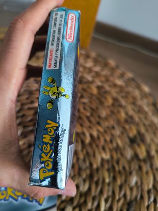 Caja y manuales Pokémon Plata Game Boy Color