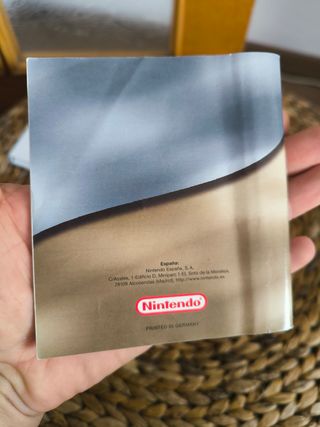 Caja y manuales Pokémon Plata Game Boy Color