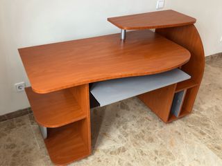 Mesa escritorio- ordenador 