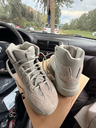 Yeezy Desert Salt