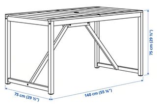 Mesa de exterior de madera