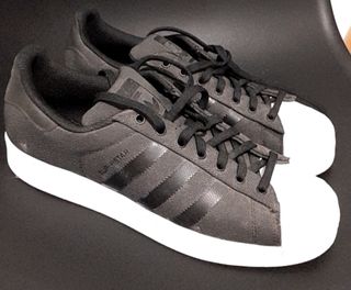 Zapatilla Adidas Superstar Negra y Blanca