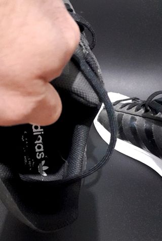 Zapatilla Adidas Superstar Negra y Blanca