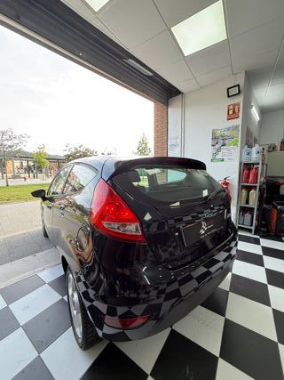 Ford Fiesta 1.25 16v 2010!!